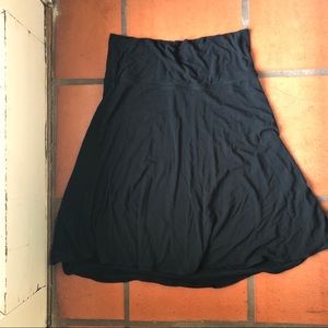 GAP maternity skirt
